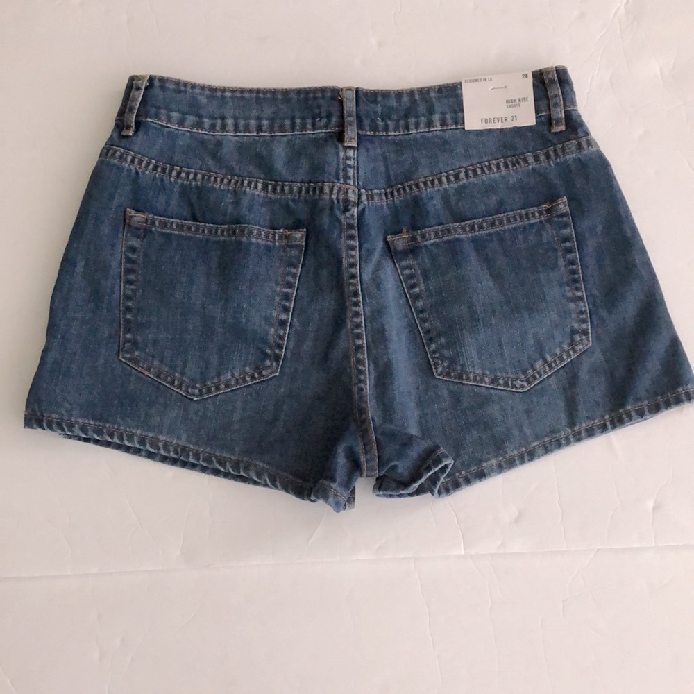 Forever 21 Shorts High Rise Denim Jean SZ 28 New With Tag - Picture 3 of 8